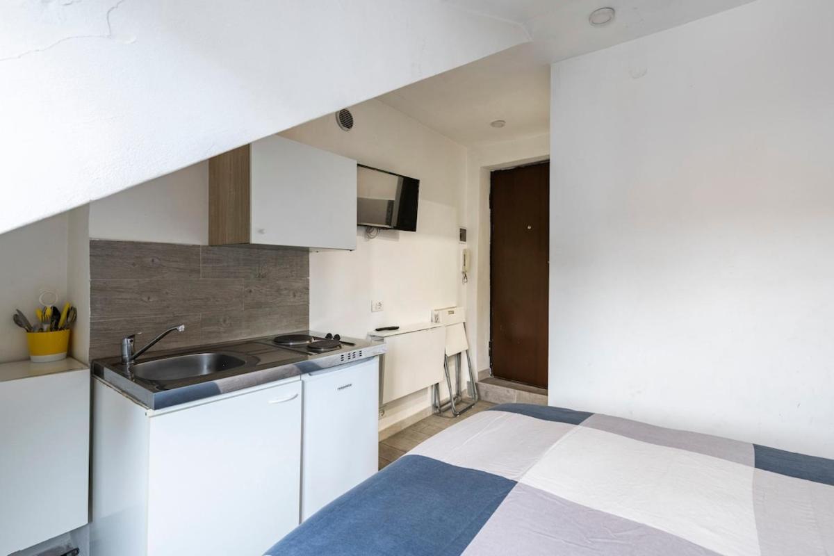 Giaciglio Valentino Apartment Торино Екстериор снимка